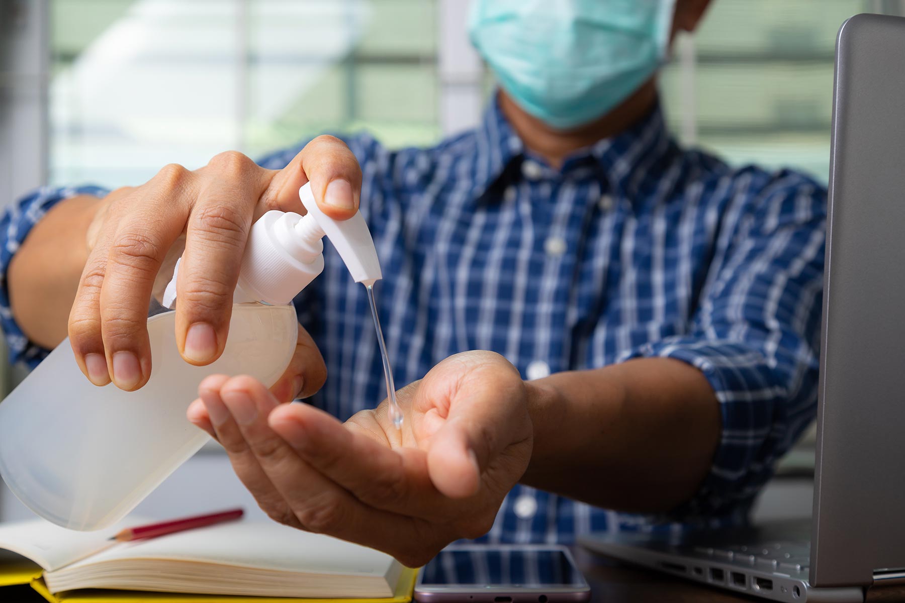 Read more about the article Guidelines for Patients Seeking Hair Transplant During COVID-19